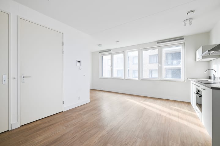 1e Lulofsdwarsstraat 2M in 's-Gravenhage foto