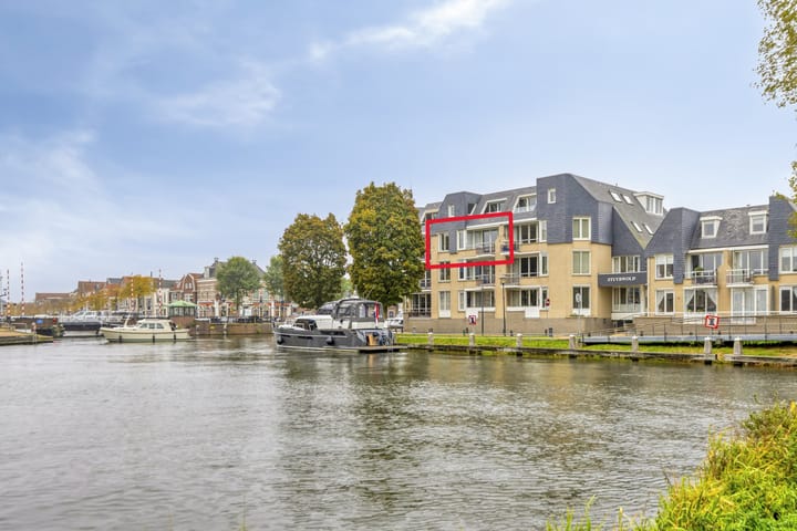 1e Oosterkade 34 in Sneek foto