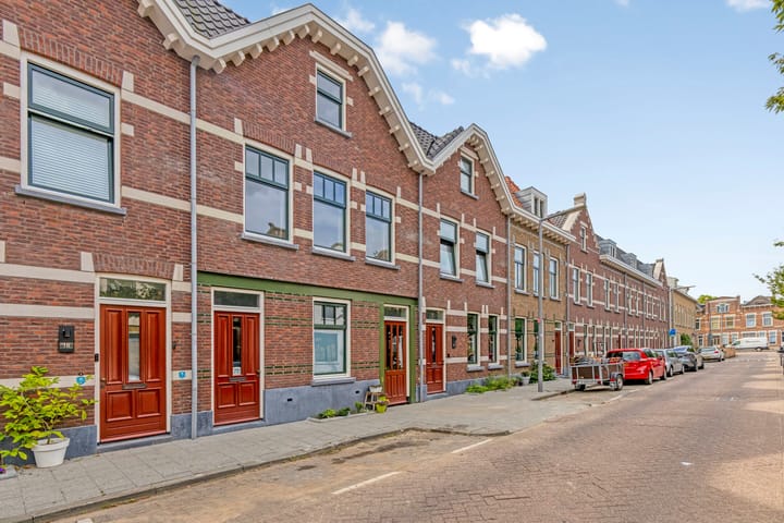 2e Carnissestraat 20 in Rotterdam foto