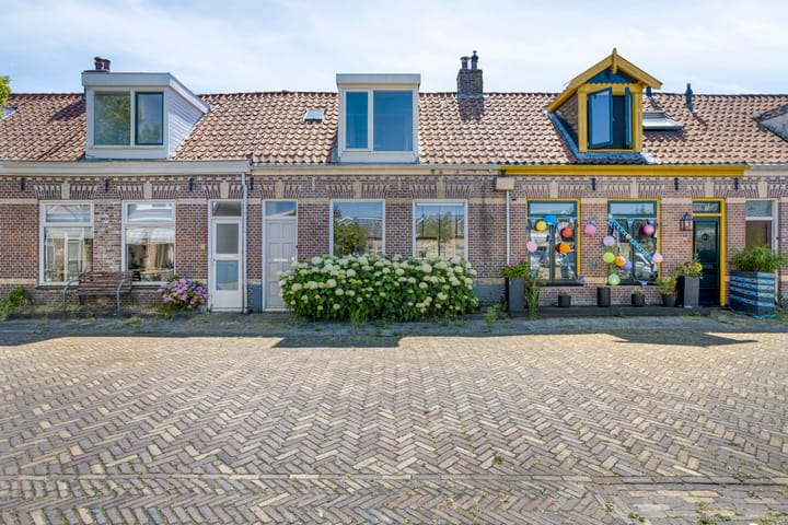 3e Woudstraat 6 in Sneek foto