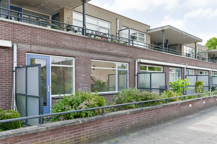 A.G.M. van der Hoevenstraat 22 in Ter Aar foto