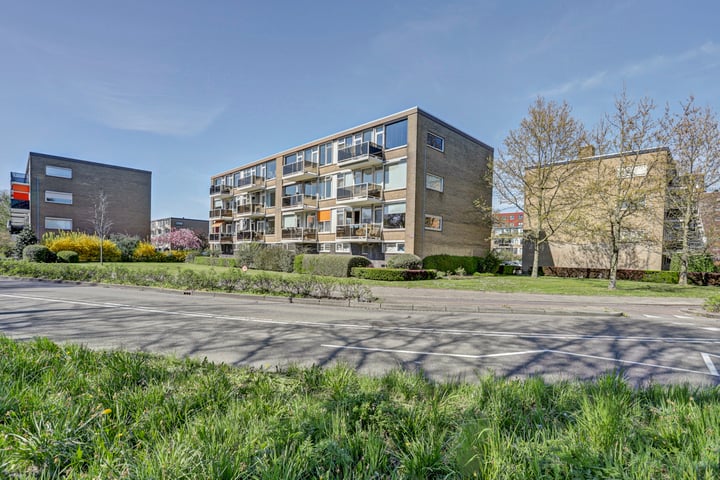 A.M. de Jongstraat 135 in Ridderkerk foto