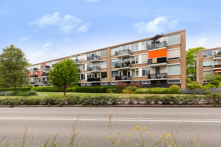 A.M. de Jongstraat 153 in Ridderkerk foto