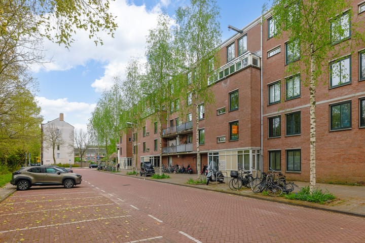 Aaf Bouberstraat 42 in Amsterdam