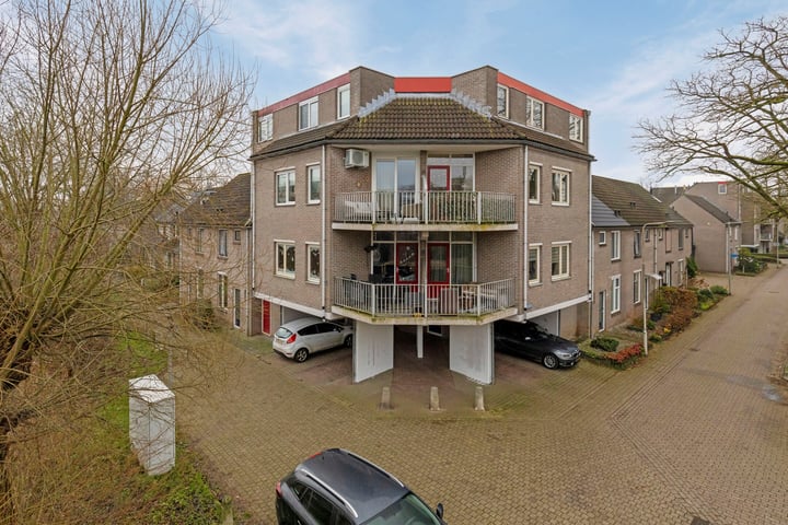 Aagtekerkesingel 26 in Arnhem foto