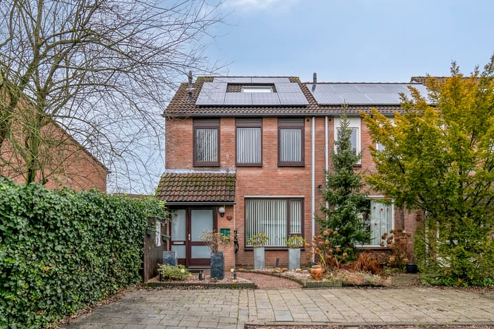Aalbersestraat 34 in Helmond foto