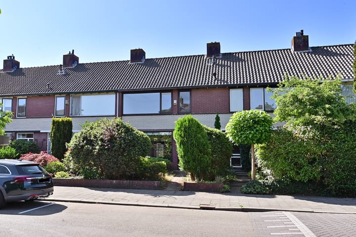 Aaltje Noordewierlaan 48 in Bussum foto