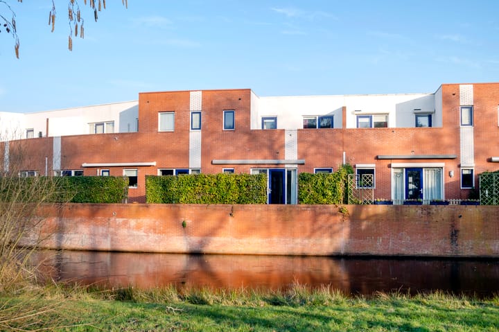 Aardbeihof 9 in Assen