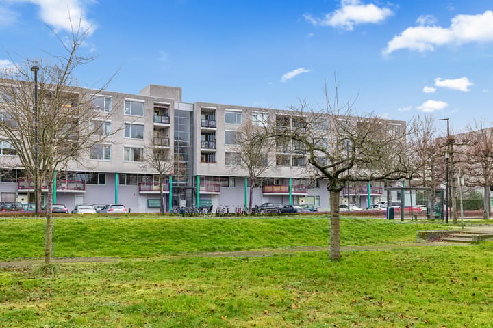 Aartsbisschop Romerostraat 379 in Utrecht foto