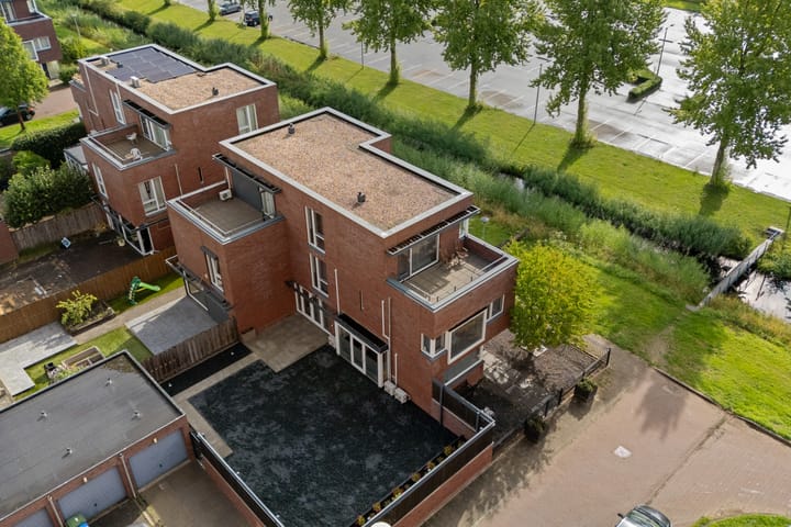 Abe Lenstrahof 21 in Arnhem foto