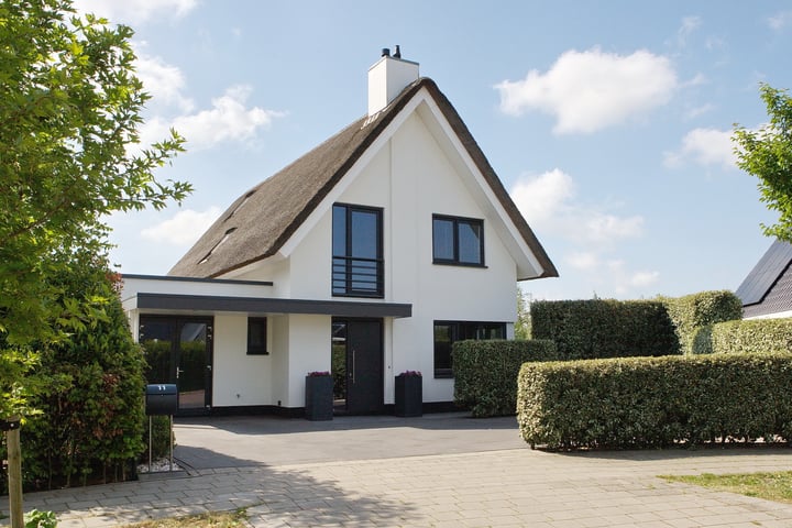 Abeelenpark 11 in Noordwijkerhout foto