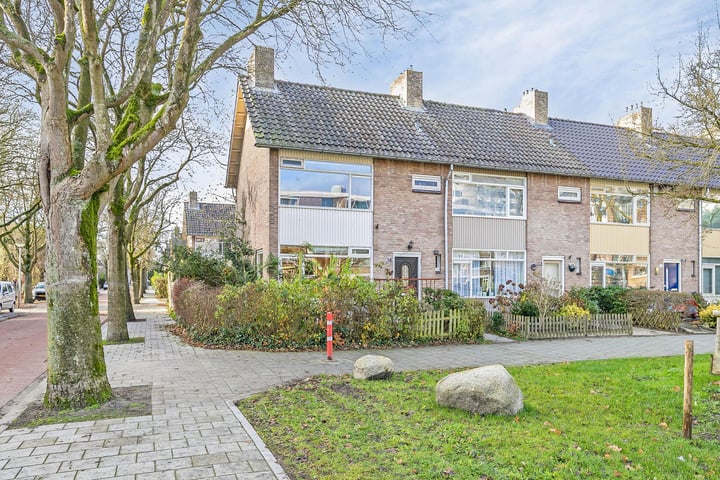 Abeelstraat 38 in Groningen foto