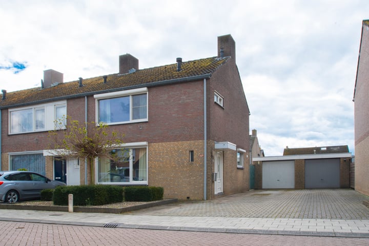 Acacialaan 4 in Neer foto