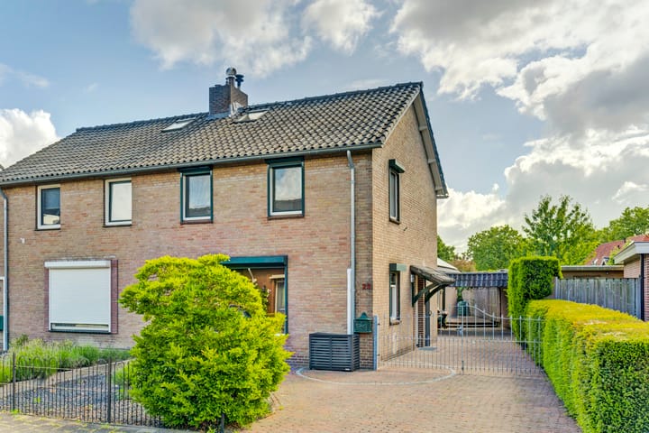 Acaciastraat 23 in Malden foto