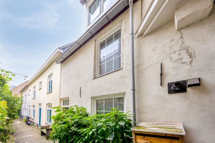 Achter de Bijenkorf 3 in 's-Hertogenbosch foto