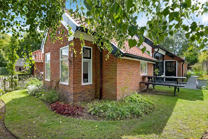 Achter de Hoven 8 in Noordlaren foto