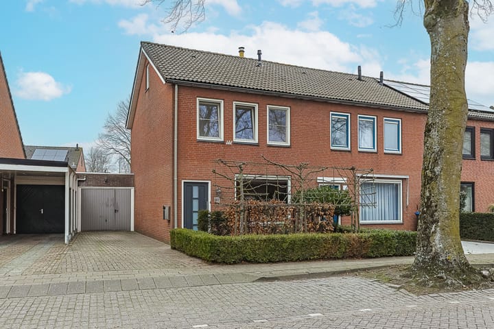 Achtmaalseweg 98c in Zundert