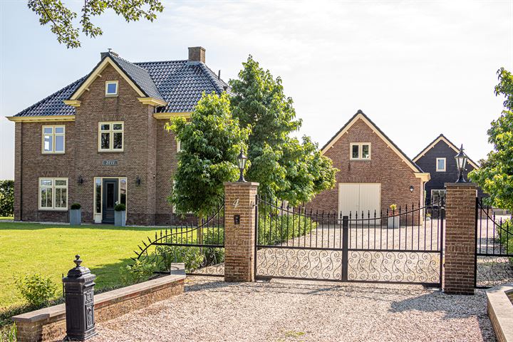 Achtmorgenstraat 4 in Buren foto