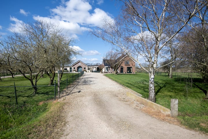 Adelhofstraat 1 in Homoet foto