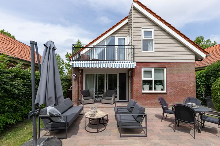 Aderweg 8-R15 in Roelofarendsveen foto