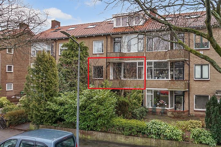 Admiraal de Ruyterlaan 83 in Hilversum foto