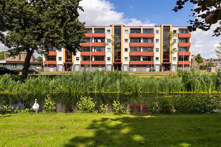 Admiraal de Ruyterweg 20 in Zwijndrecht foto