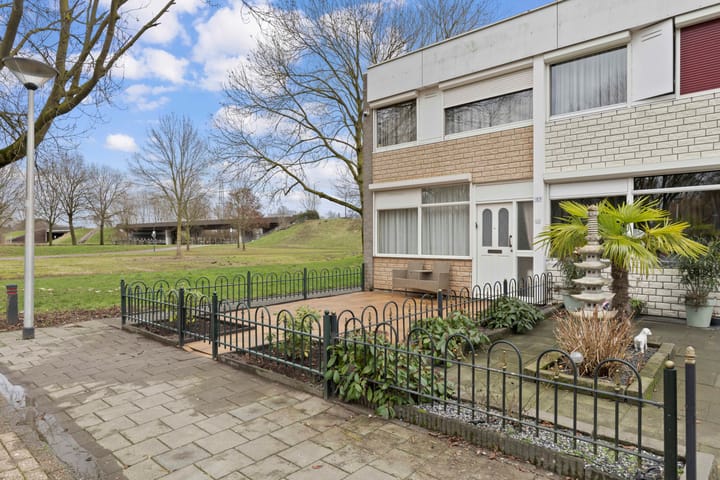 Adonislaan 37 in Helmond