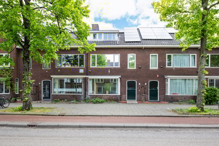 Adriaen van Ostadelaan 110 in Utrecht foto