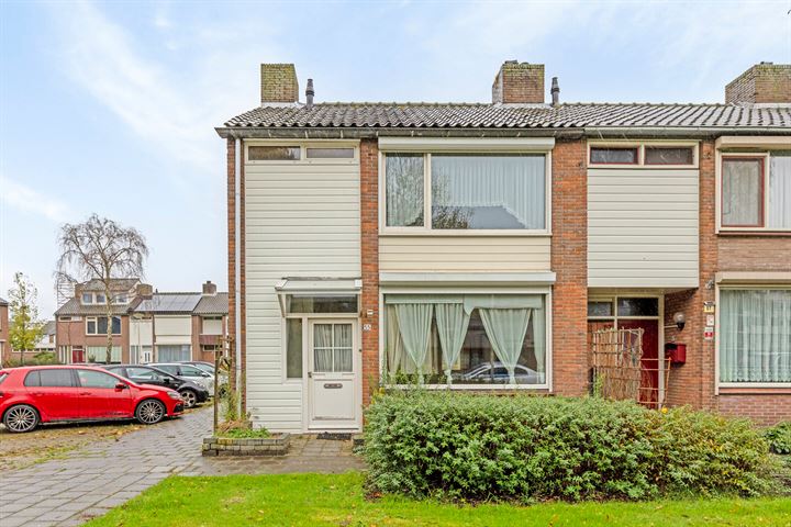 Adriaen van Ostadestraat 55 in Roosendaal foto