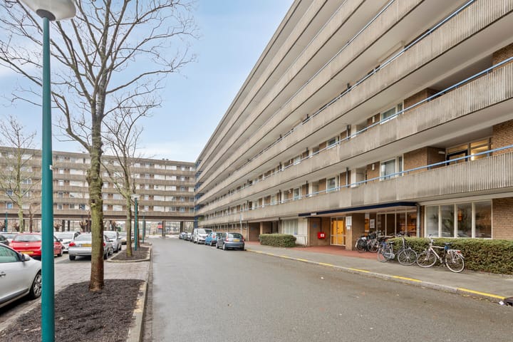 Aert van Neslaan 141 in Oegstgeest