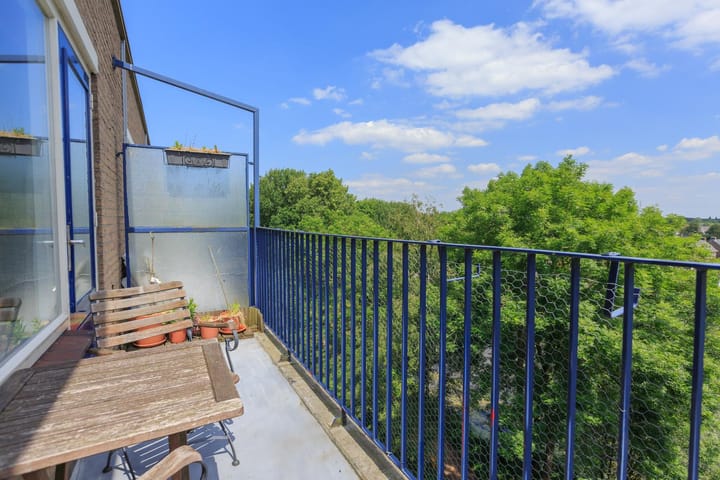 Aert van Neslaan 638 in Oegstgeest foto