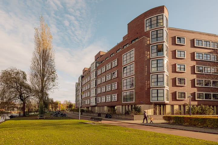 Afroditekade 175 in Amsterdam foto