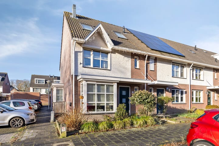 Agatha Christielaan 17 in Eindhoven