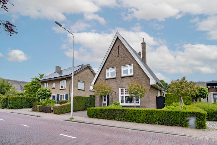 Akkerstraat 16 in Vlijmen foto