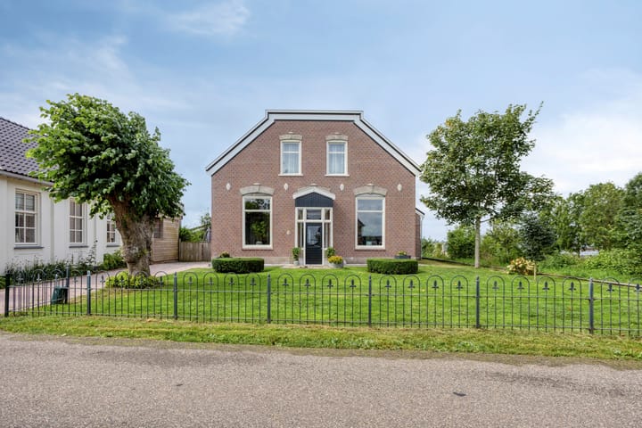 Akkerweg 14 in Den Oever foto