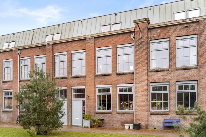 Akulaan 60 in Ede foto