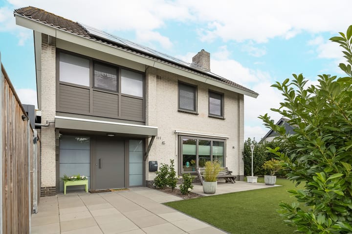 Albastdijk 18 in Roosendaal foto