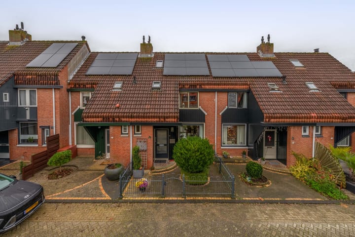 Albatroshoek 25 in Spijkenisse foto