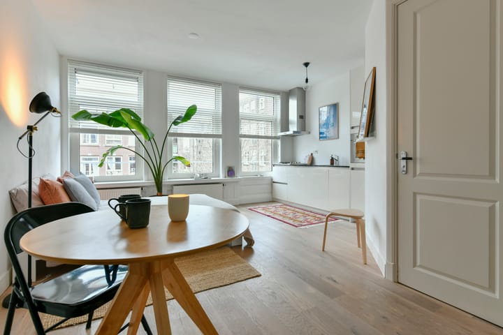 Albert Cuypstraat 266-2V in Amsterdam foto