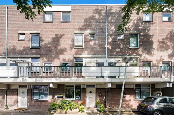 Albert Rousselstraat 46 in 's-Gravenhage foto