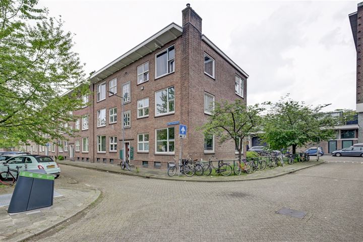 Albert Verweystraat 9C in Rotterdam foto