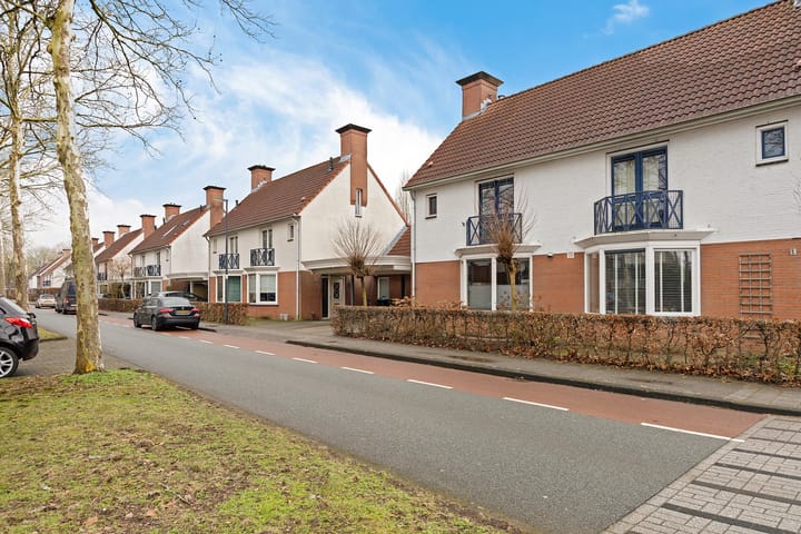 Albertus van Leusenweg 32 in Deventer