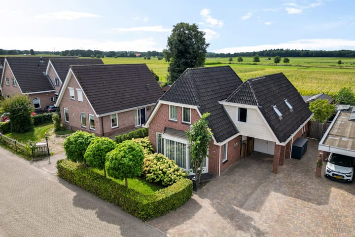 Aletta Jacobsstraat 22 in Veenoord foto