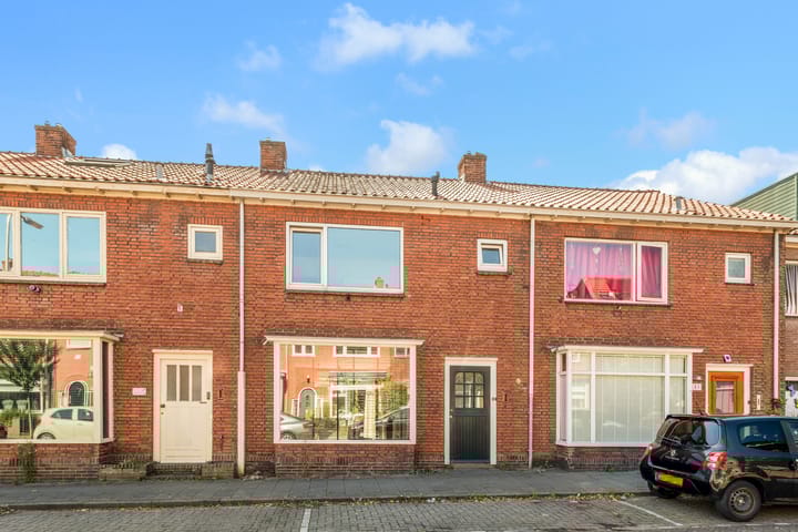 Alexander Bellstraat 46 in IJmuiden foto