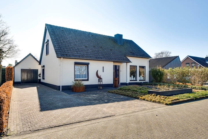 Alexanderstraat 5 in Nederweert foto