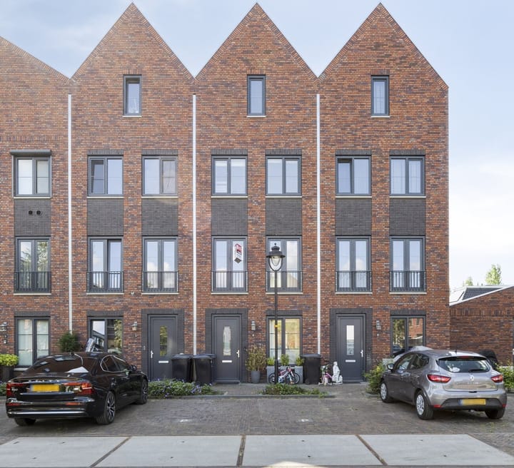 Alfred Kastlerstraat 27 in Almere foto