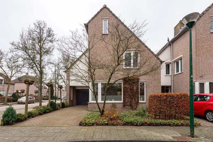 Alm 60 in Kaatsheuvel foto