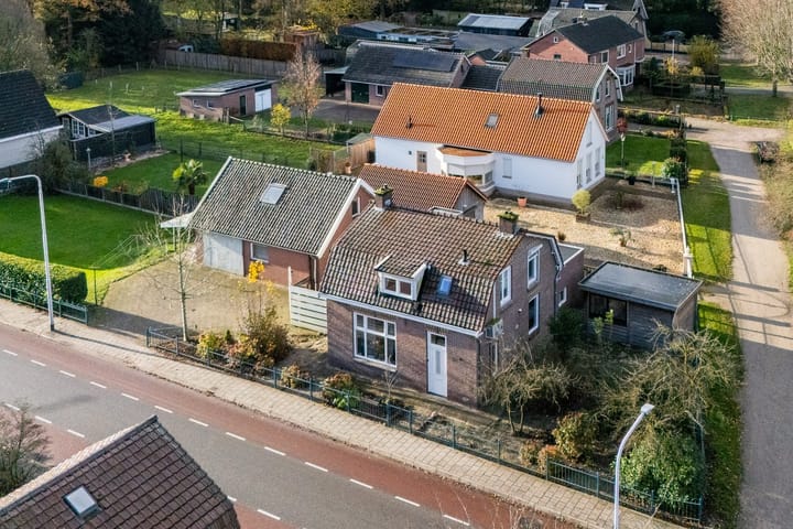 Almeloseweg 50 in Vriezenveen foto