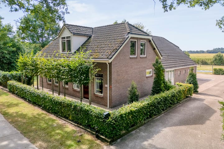 Alteveer 85 in Alteveer foto