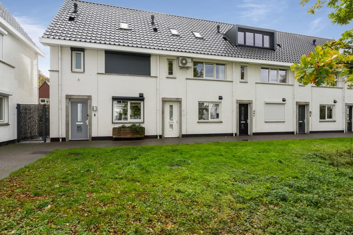 Alverno 20 in Oudenbosch foto